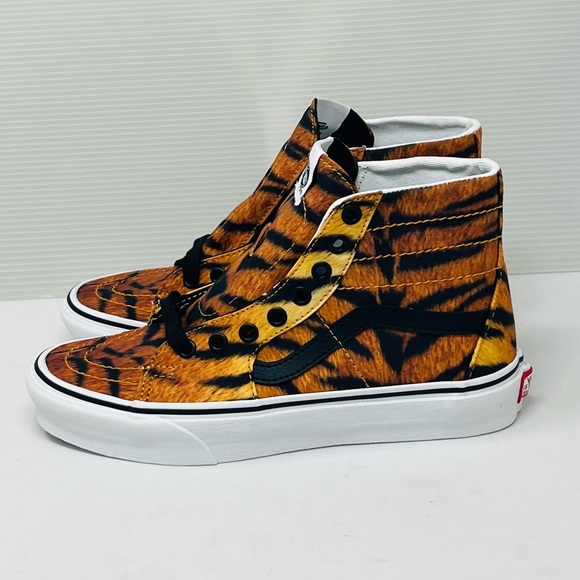 VANS**Sk8-Hi Tapered Tiger Print Shoes**US 5,6,7,8**$90 NIB - Picture 4 of 15
